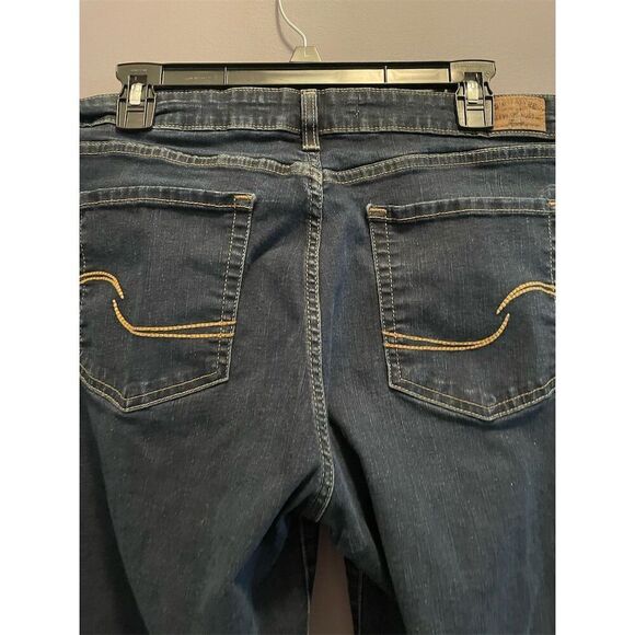 Women's Blue Jeans - Picture 9 of 14